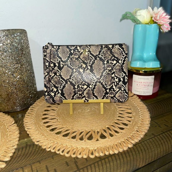 Ralph Lauren clutch/wristlet - Picture 2 of 4